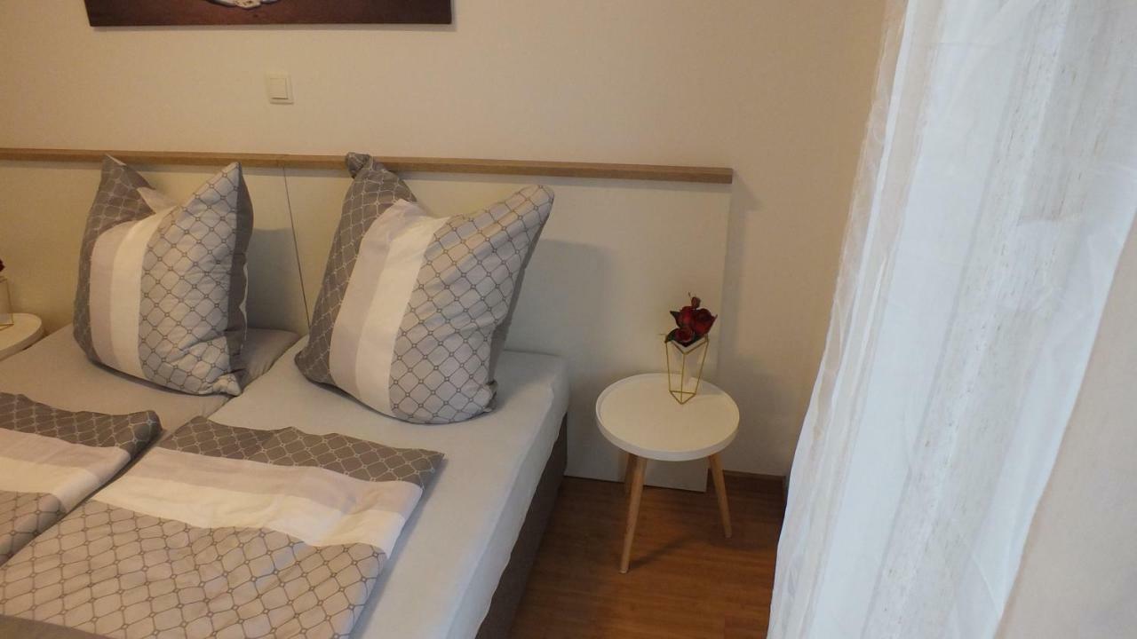 Apartment Paulina Novalja Kültér fotó